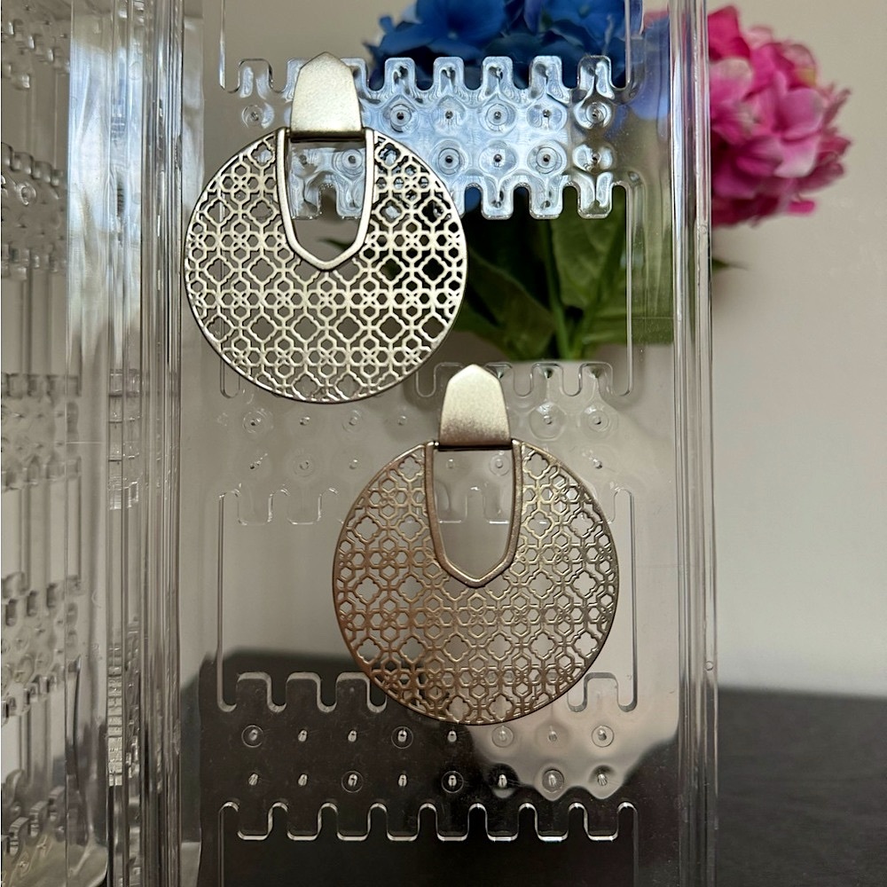 Kendra Scott Diane earrings with feligree design